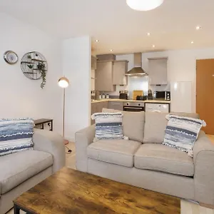  Holiday home 1 Liber House With Free Onsite Parking United Kingdom